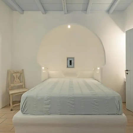 Maira With Seaview And Private Swimming Pool Vila