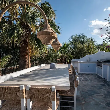 Maira With Seaview And Private Swimming Pool Vila *