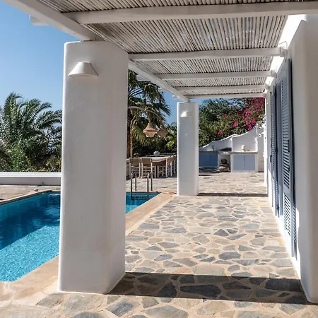 Maira With Seaview And Private Swimming Pool Vila *