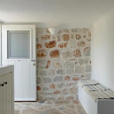 Maira With Seaview And Private Swimming Pool Drios