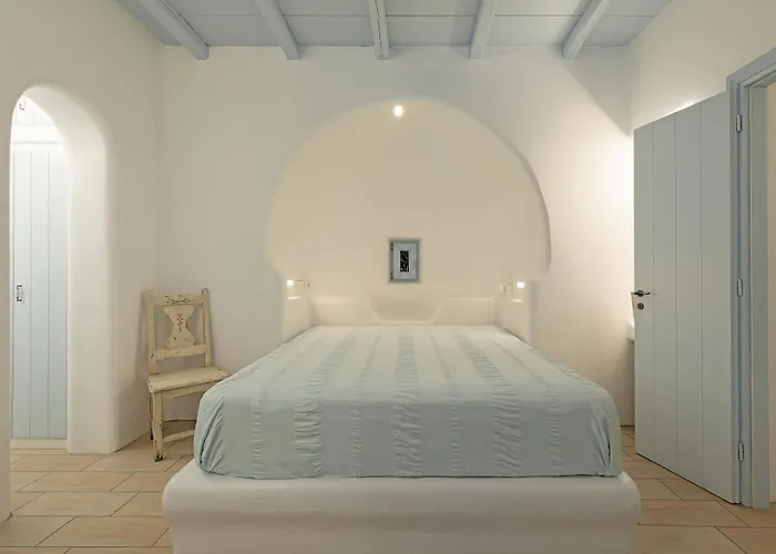 Maira With Seaview And Private Swimming Pool Villa