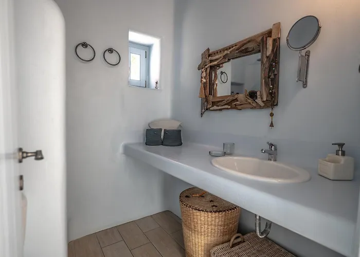 Maira With Seaview And Private Swimming Pool Villa *