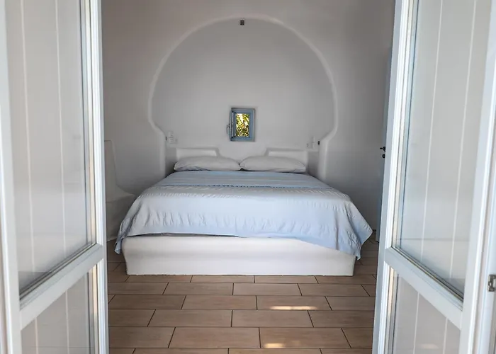 Maira With Seaview And Private Swimming Pool * Drios